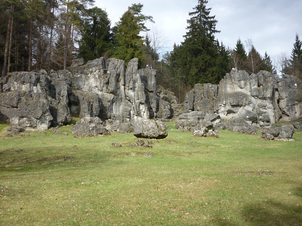 Landgasthof Zur Scheune Hotel Bad Staffelstein Bagian luar foto